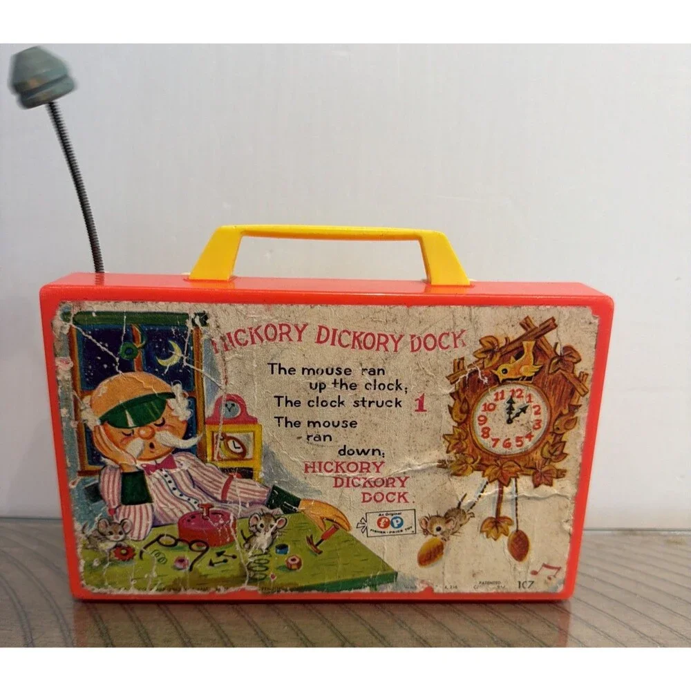 Vintage Fisher Price Music Box Clock Radio HICKORY DICKORY DOCK 1964 #107 Works